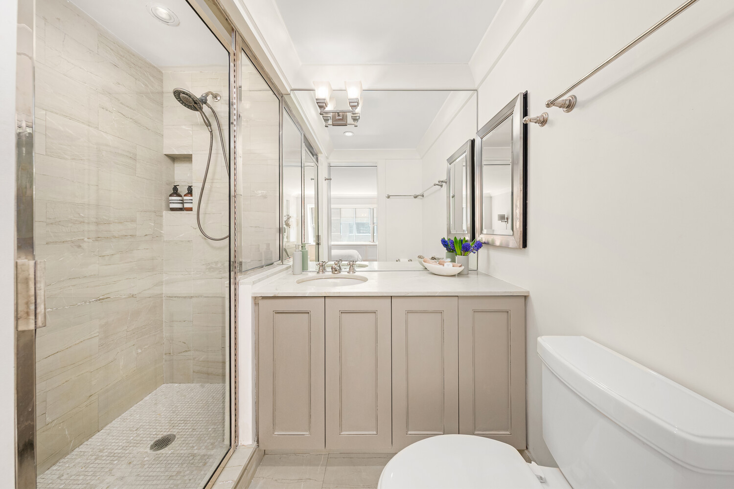 118 E 60TH Street 29G