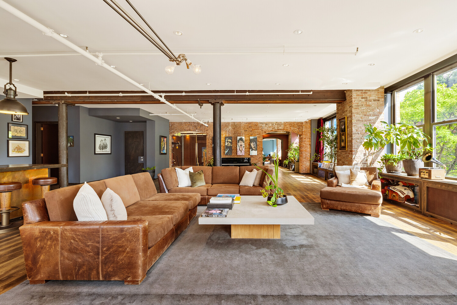 345 W 13TH Street 2E