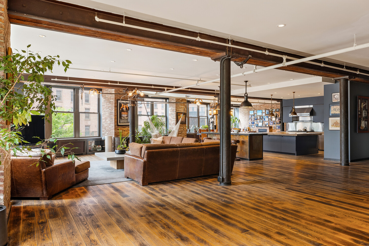 345 W 13TH Street 2E