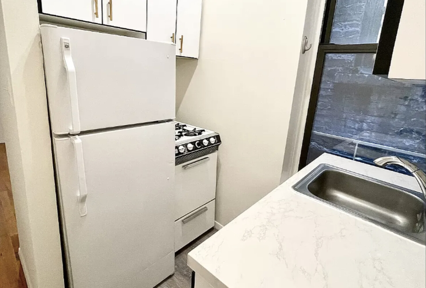 230 E 25TH Street 5E