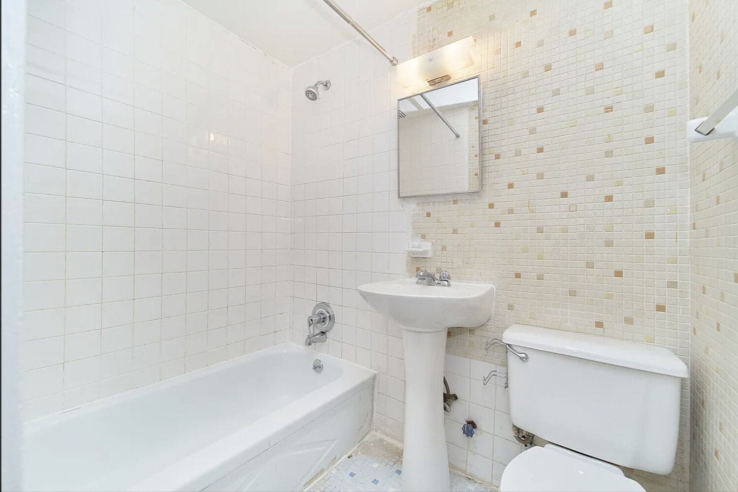 233 E 12TH Street 4C/5C