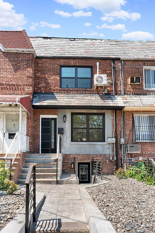 3068 NOSTRAND Avenue