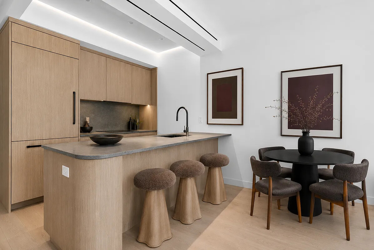 386 KOSCIUSZKO Street 2A