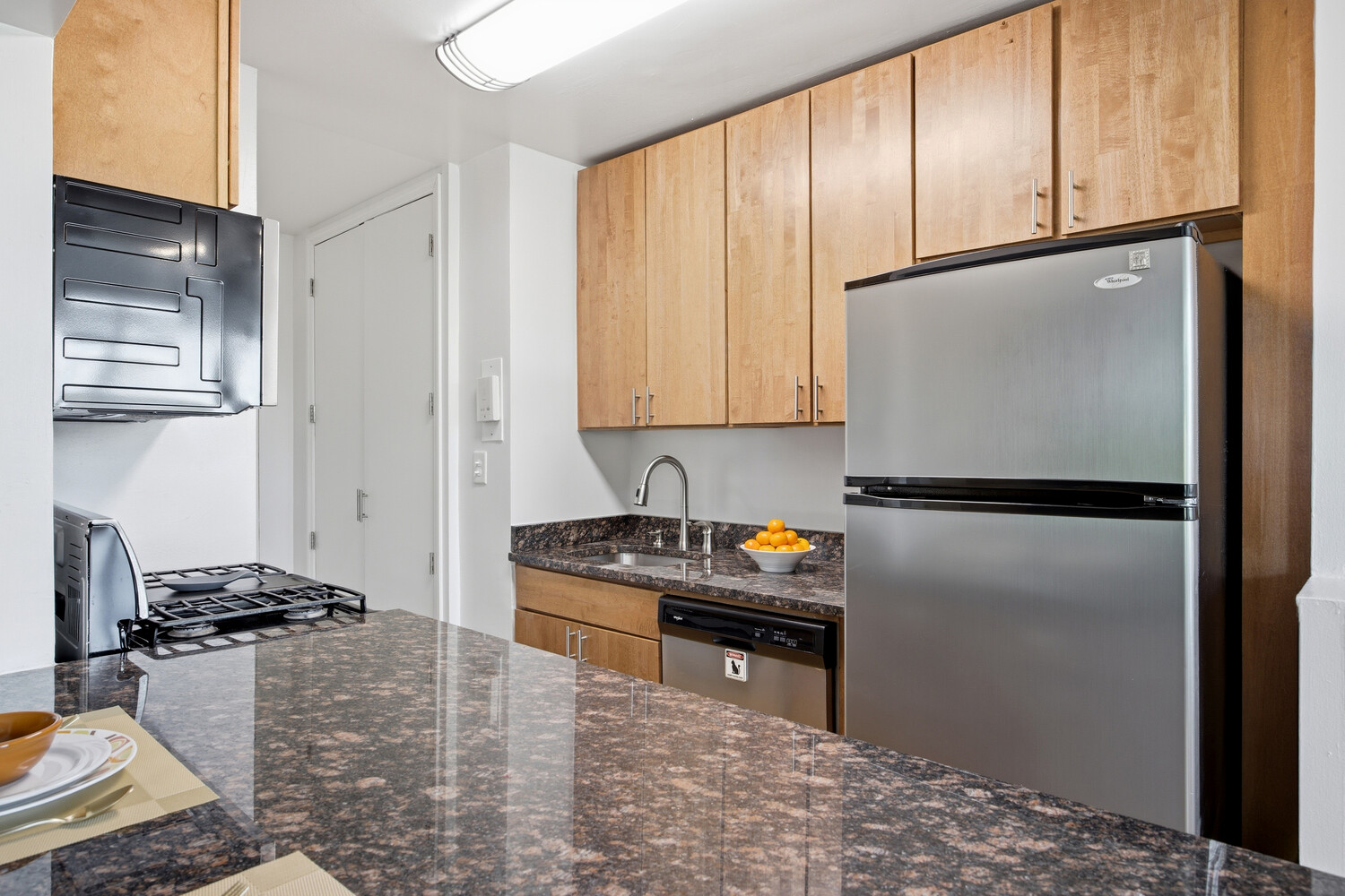 400 COZINE Avenue 5E