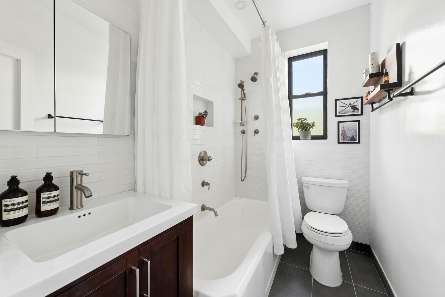159-34 RIVERSIDE Drive W 6B