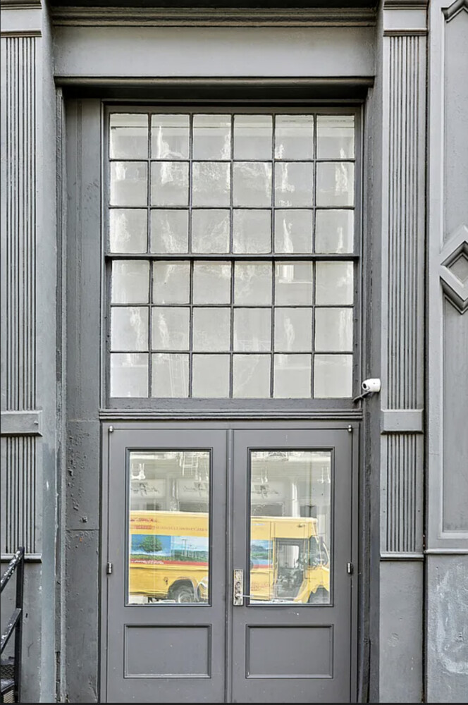 393 W BROADWAY 4WB
