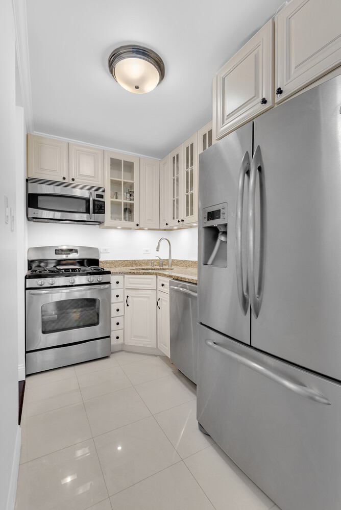 330 E 75TH Street 4B