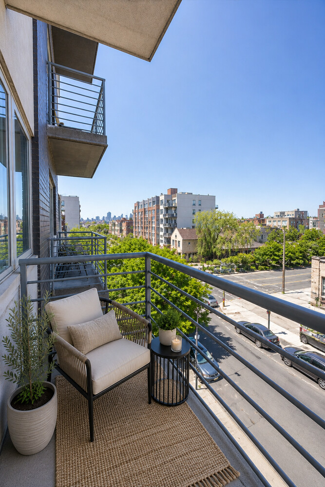 100 MASPETH Avenue 5H