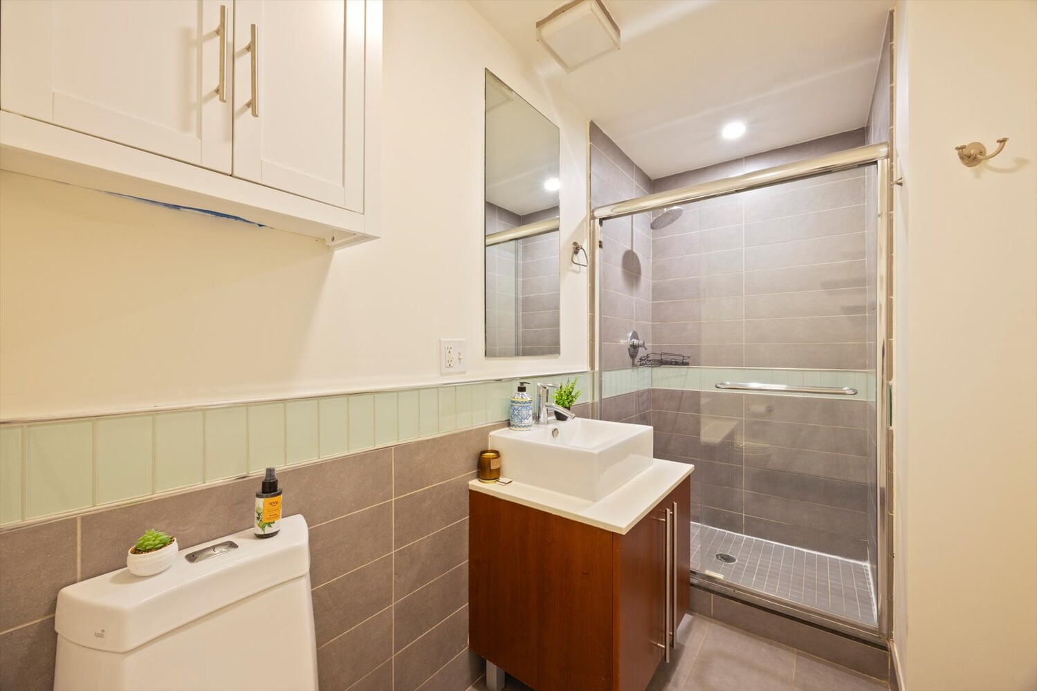 100 MASPETH Avenue 5H