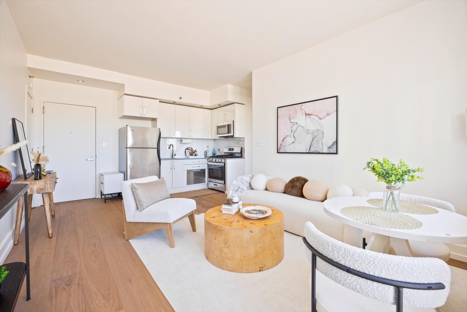 100 MASPETH Avenue 5H