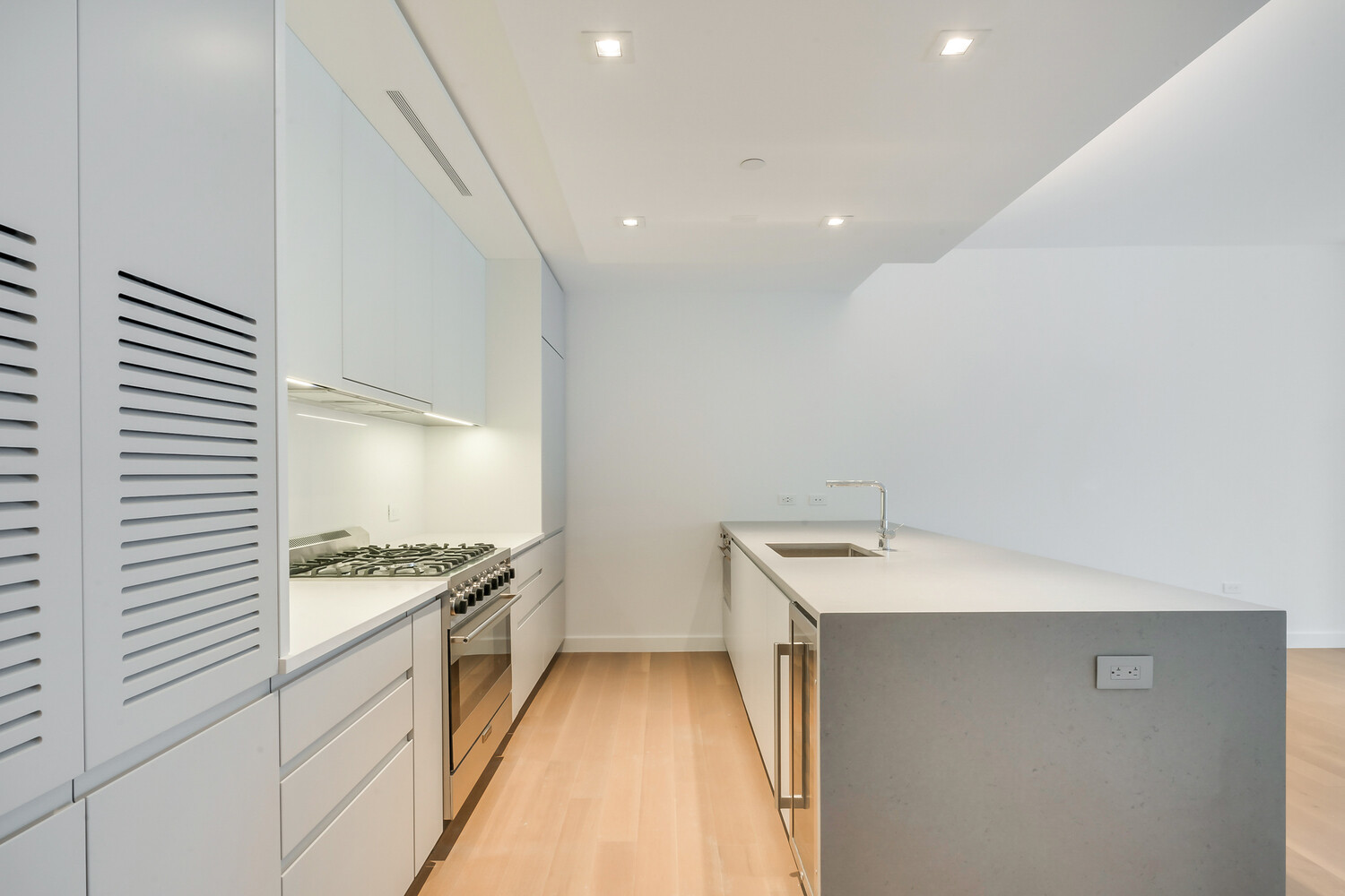 150 RIVINGTON Street 2B