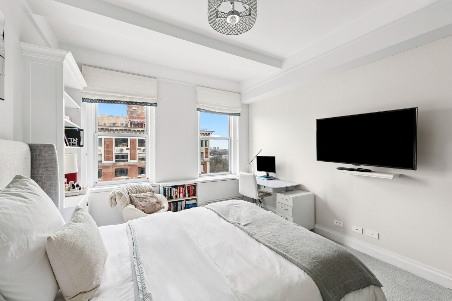 225 CENTRAL Park W 1605