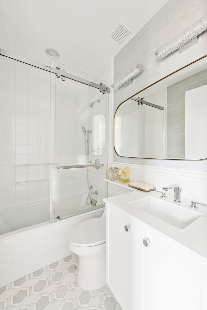 225 CENTRAL Park W 1605
