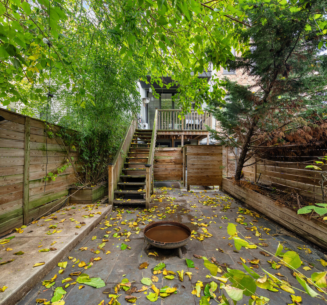 1324 JEFFERSON Avenue TWNH
