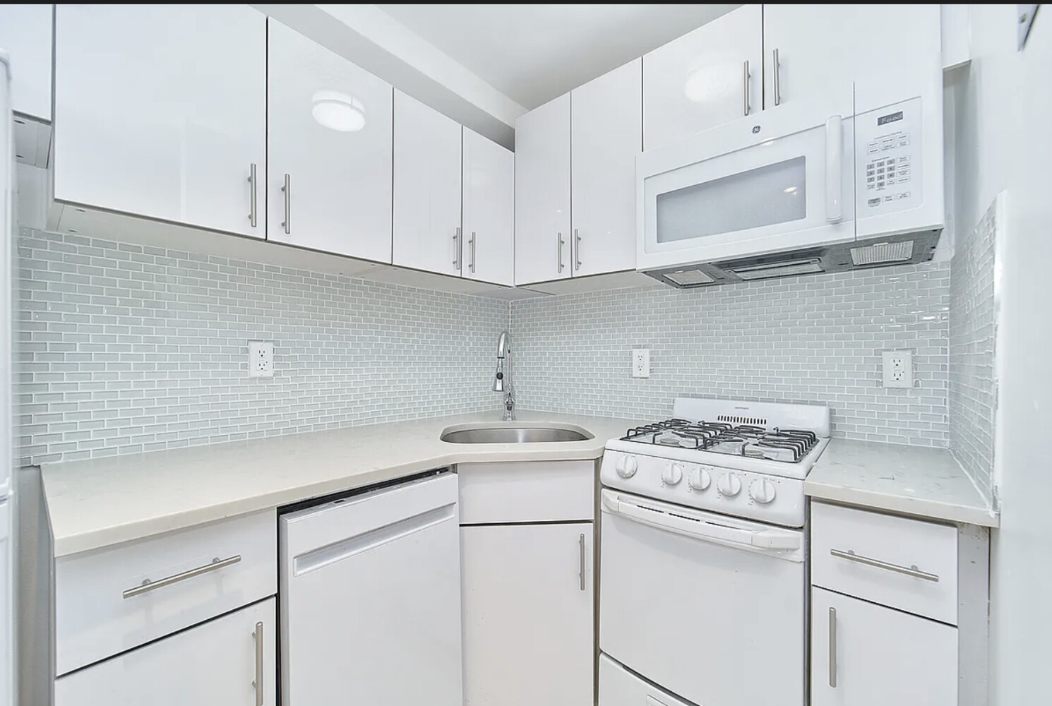 233 E 12TH Street G