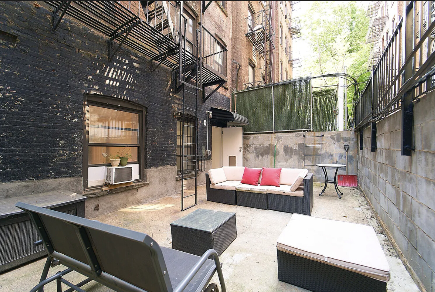 233 E 12TH Street G