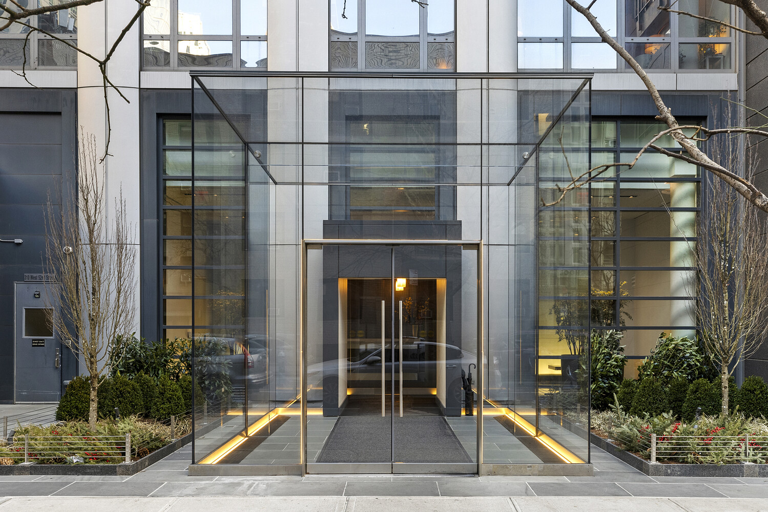 310 W 52ND Street 11D