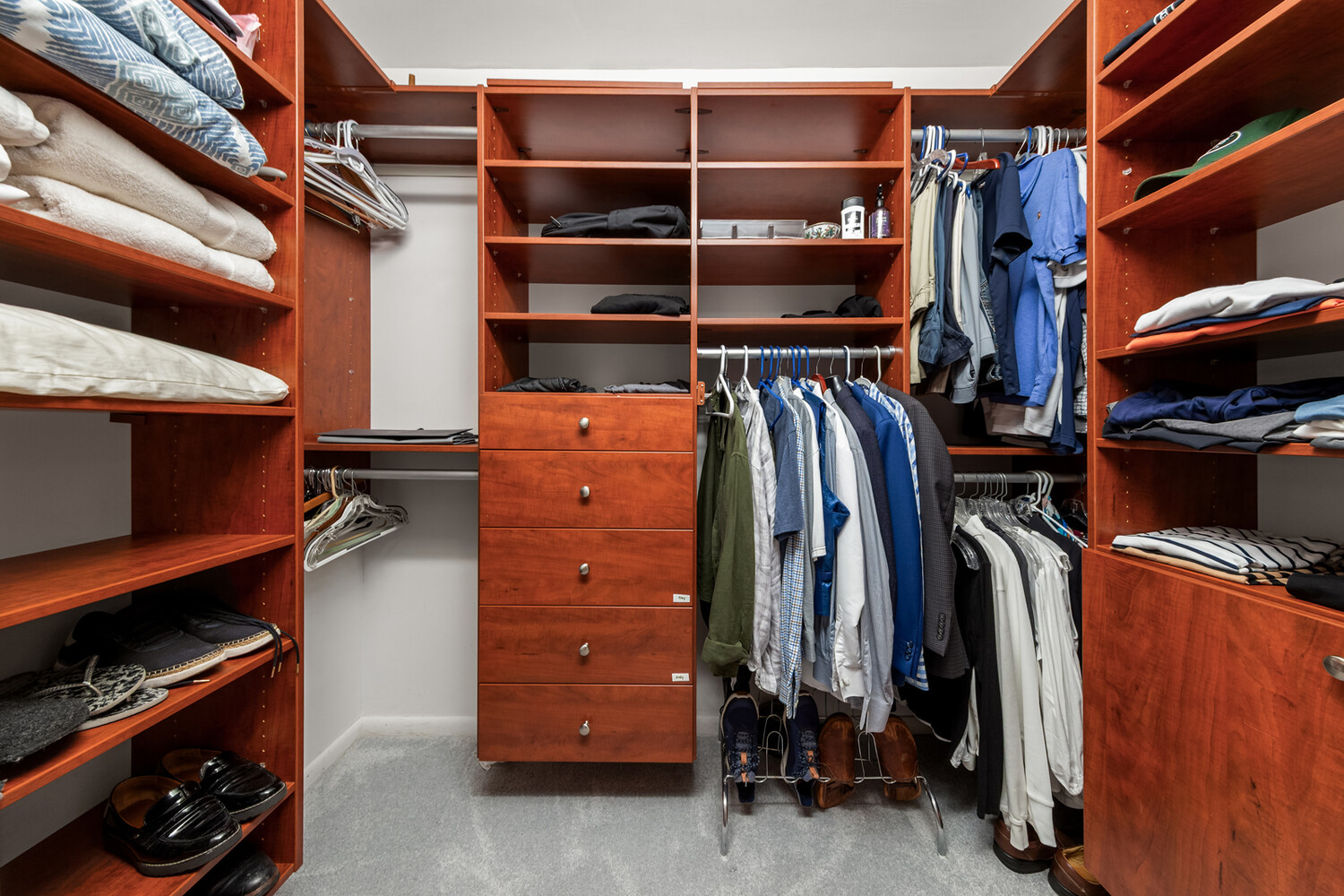 2250 BROADWAY 12B