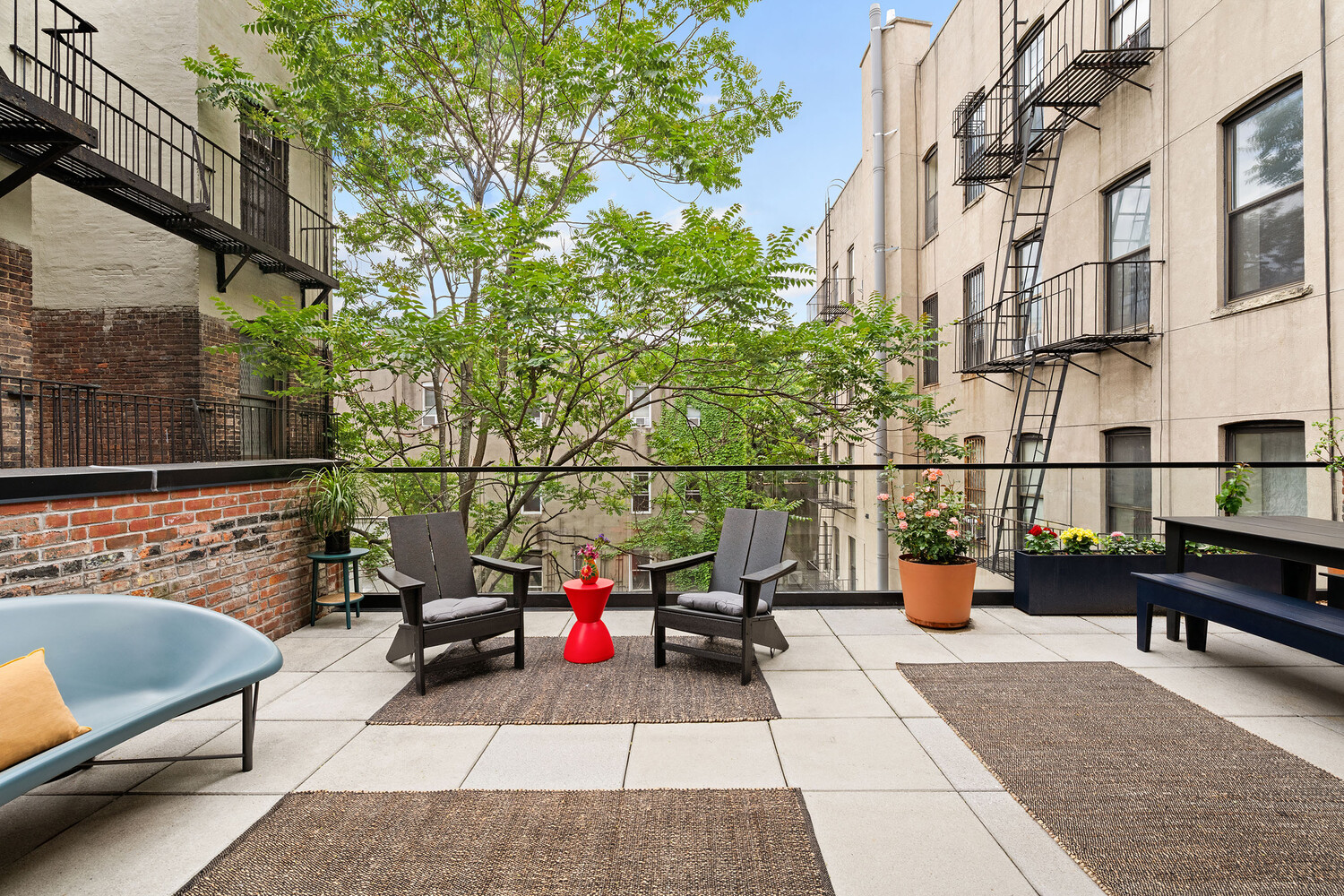 61 RIVINGTON Street 4B