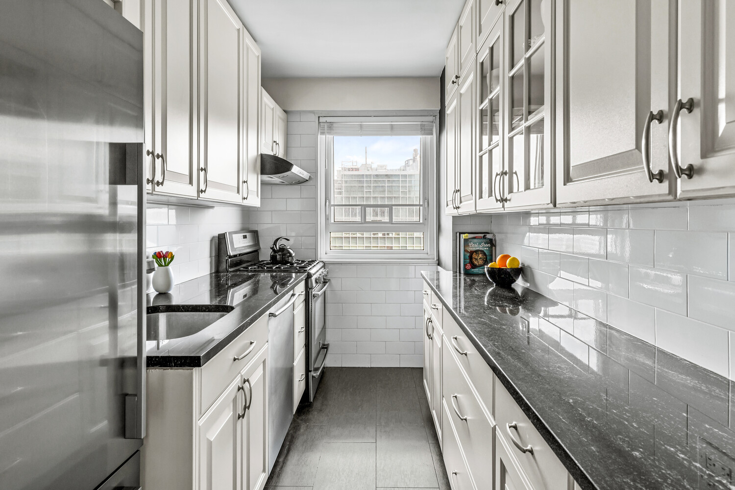 195 ADAMS Street 10CD