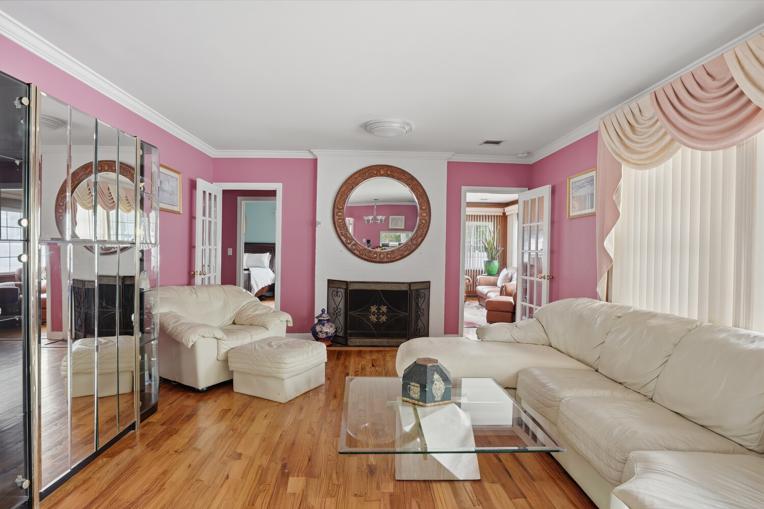 1142 BAY 25TH Street