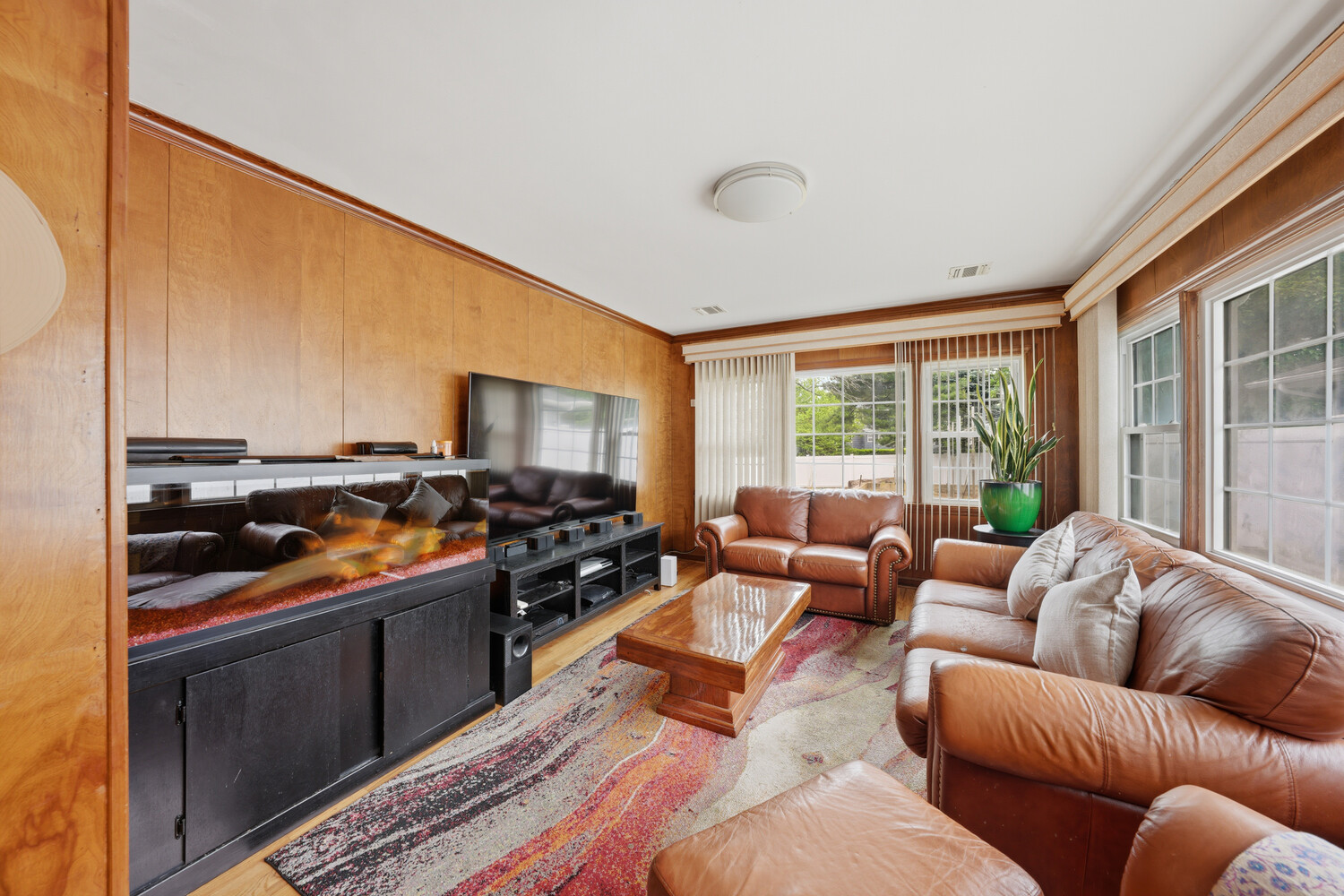 1142 BAY 25TH Street