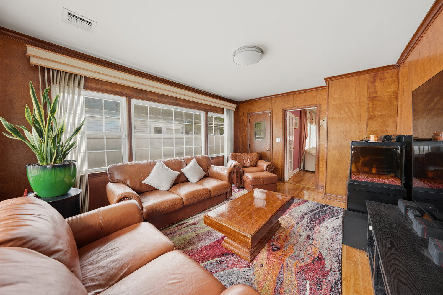 1142 BAY 25TH Street