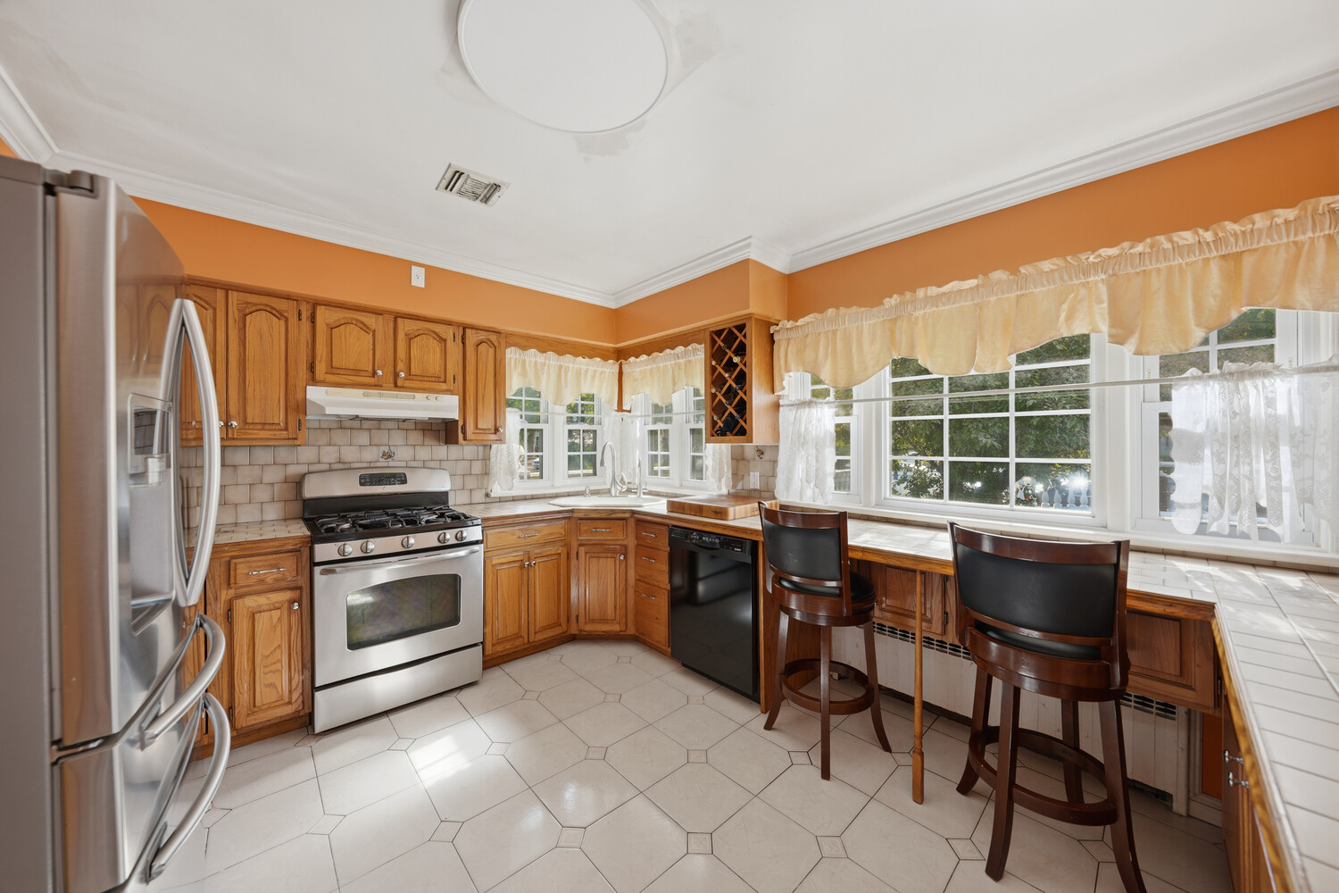 1142 BAY 25TH Street