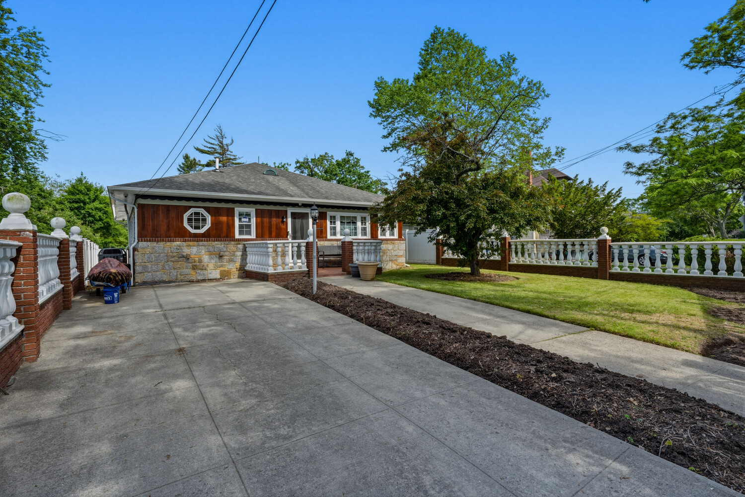 1142 BAY 25TH Street