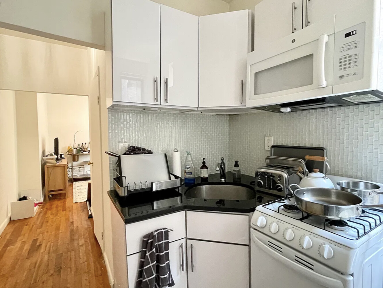 230 E 25TH Street 4A