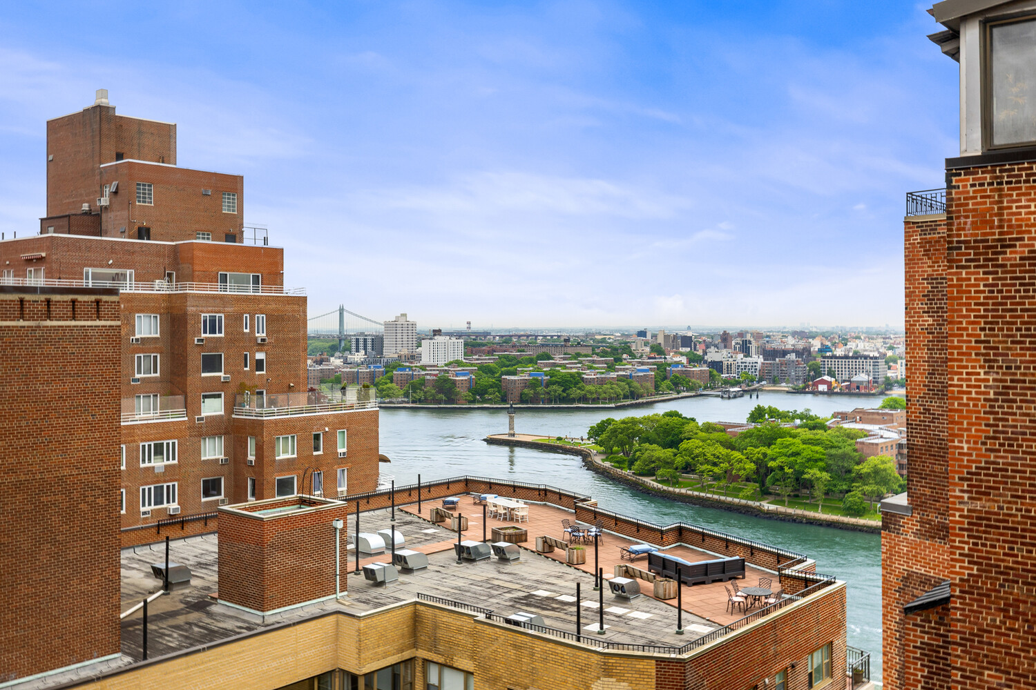 45 E END Avenue 20D