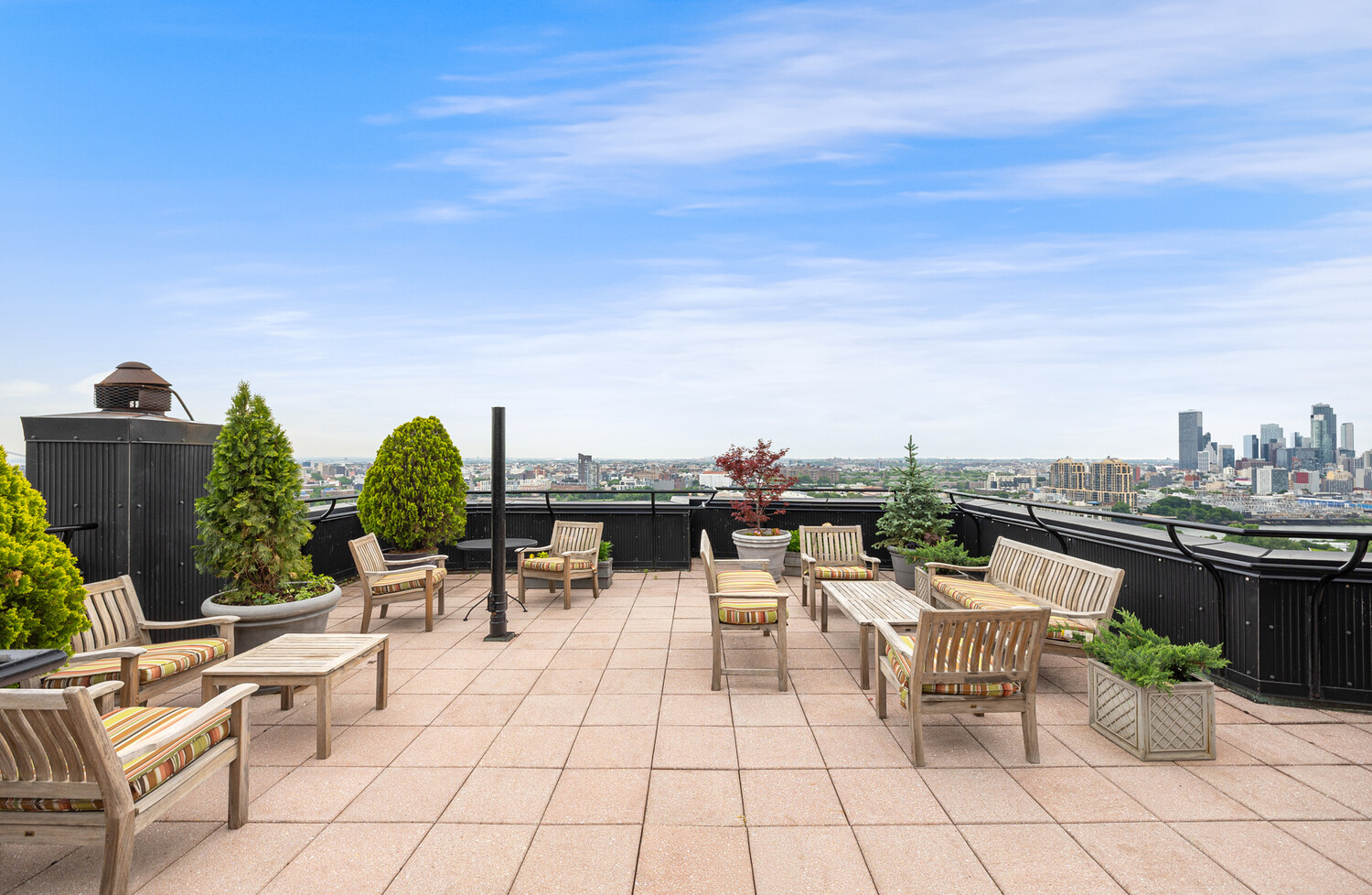 45 E END Avenue 20D