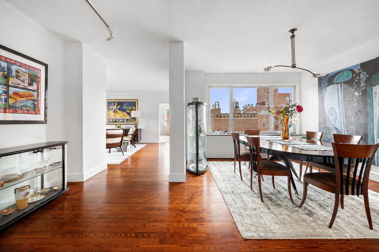 45 E END Avenue 20D