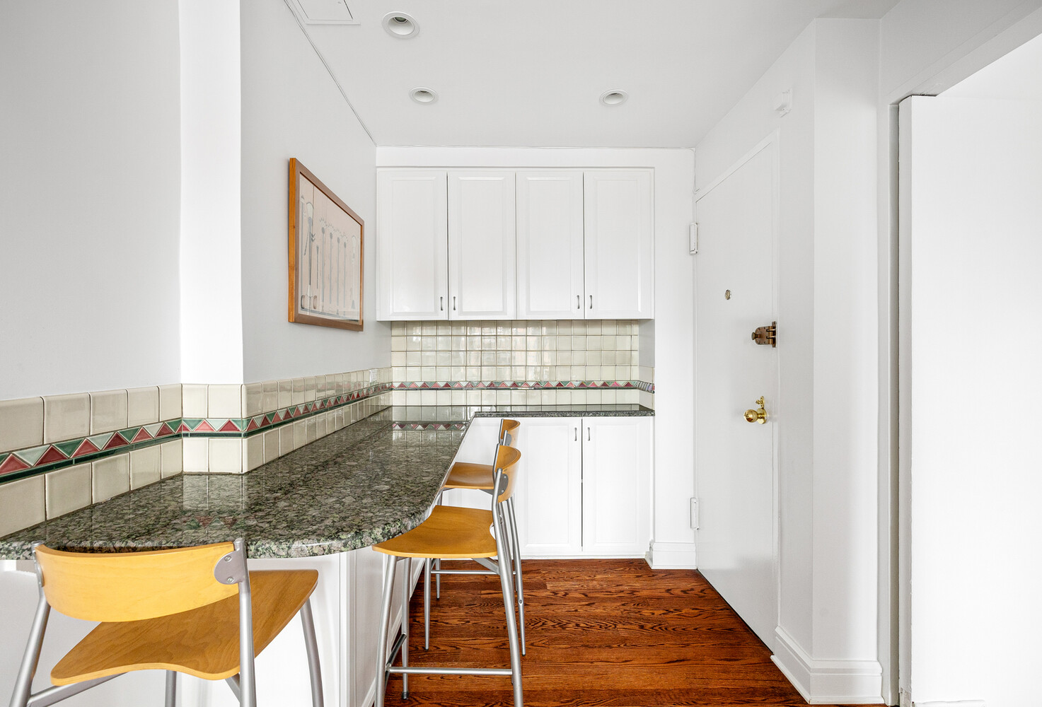 45 E END Avenue 20D