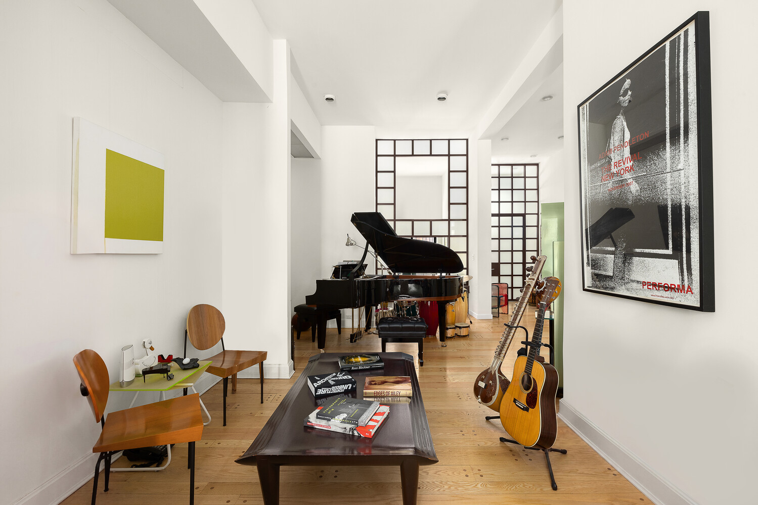 327 E 18TH Street