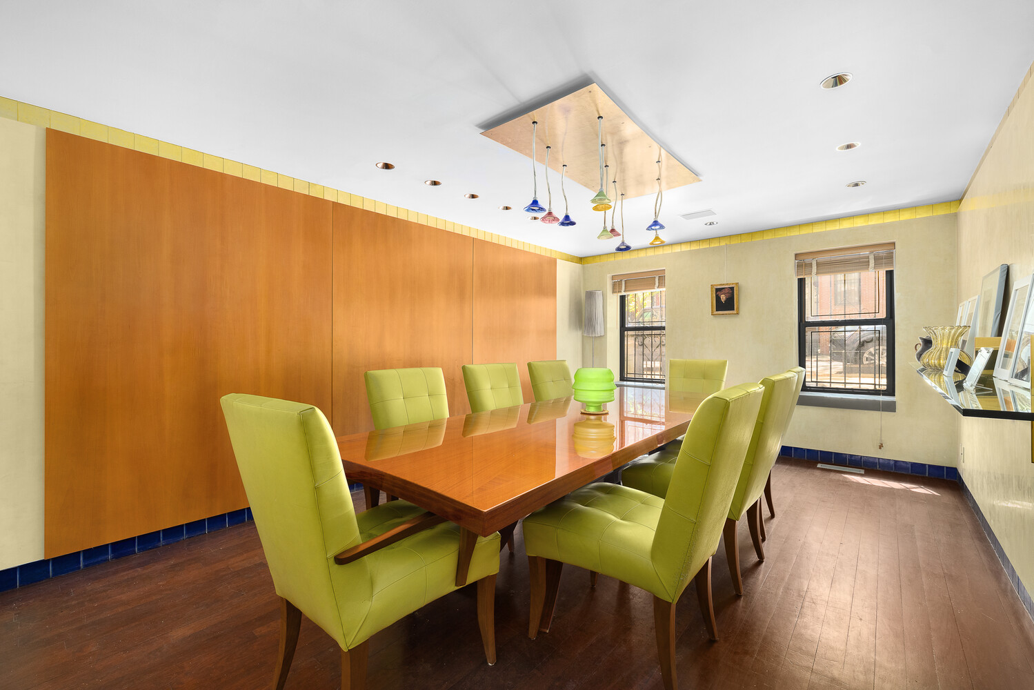 327 E 18TH Street