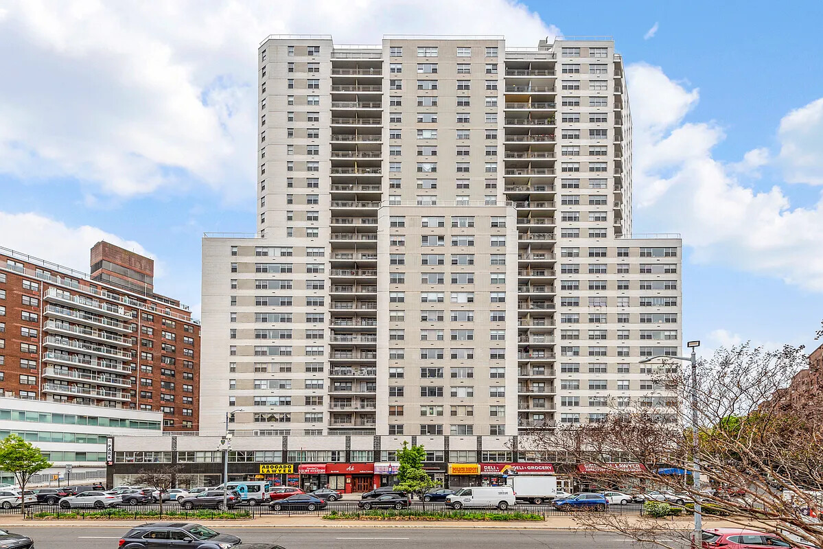 125-10 Boulevard 1515
