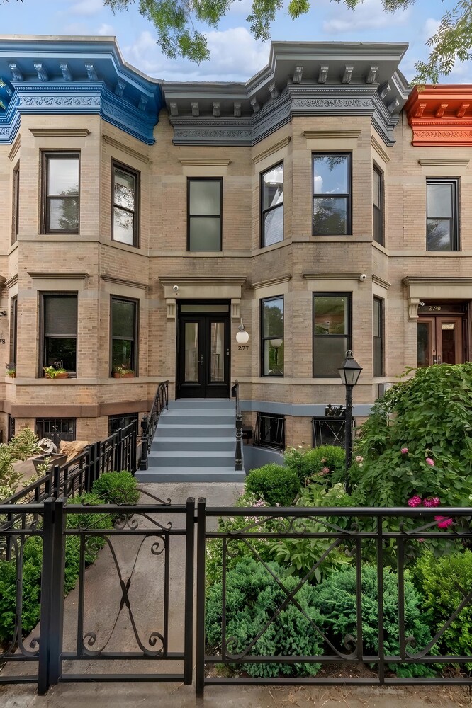277 MIDWOOD Street