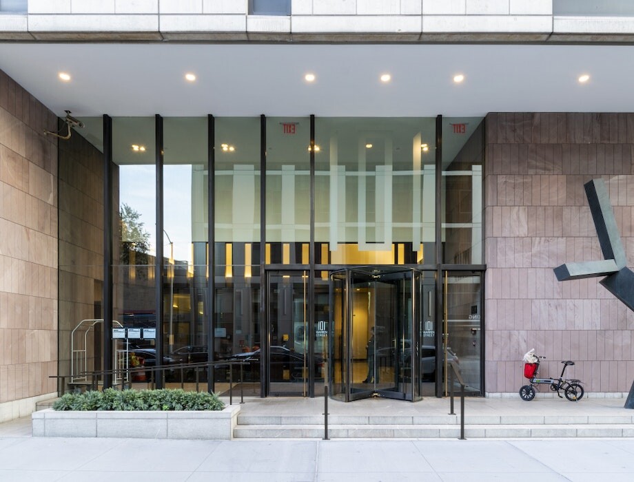 101 WARREN Street 3130