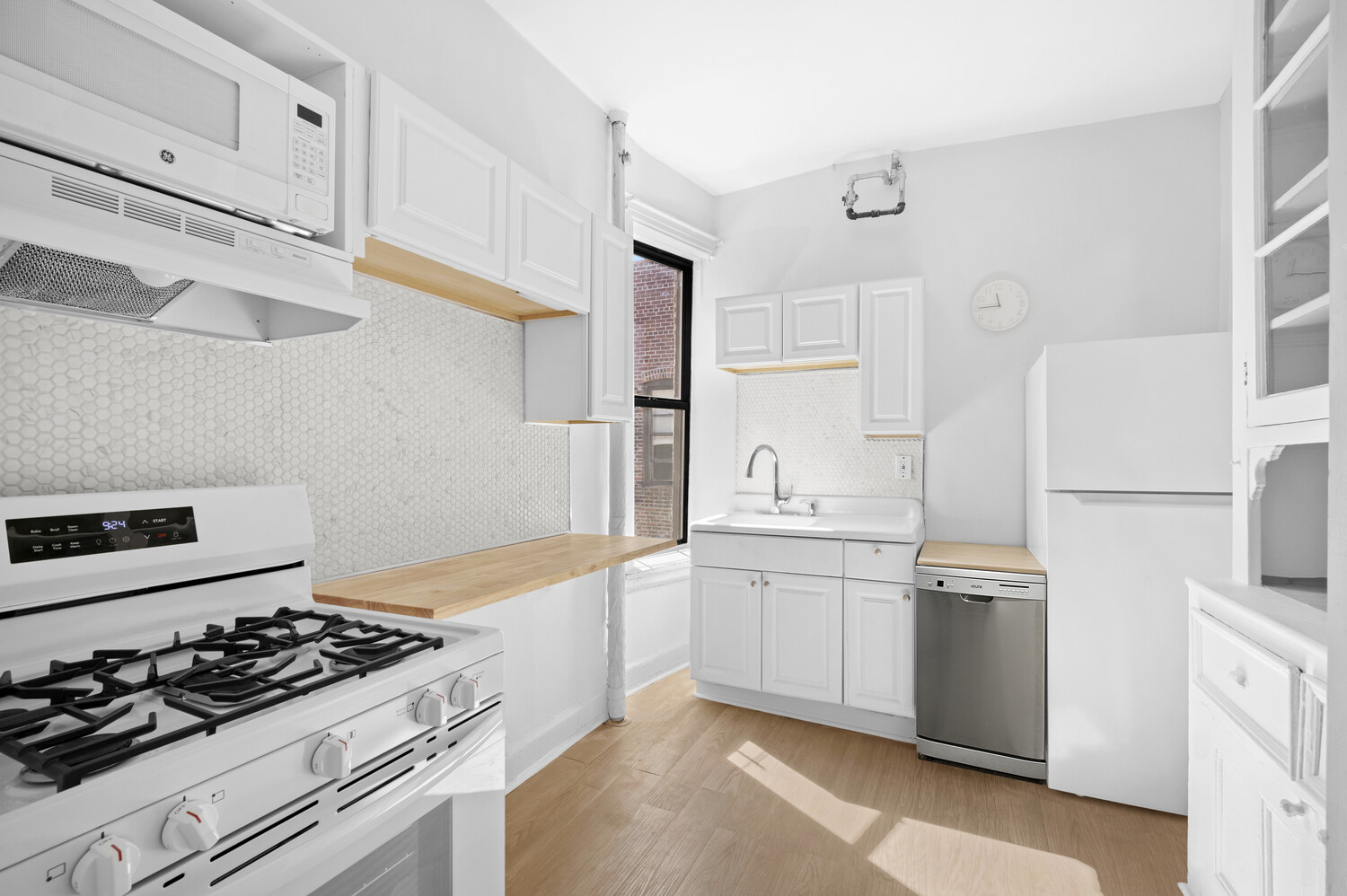 509 W 122ND Street 28