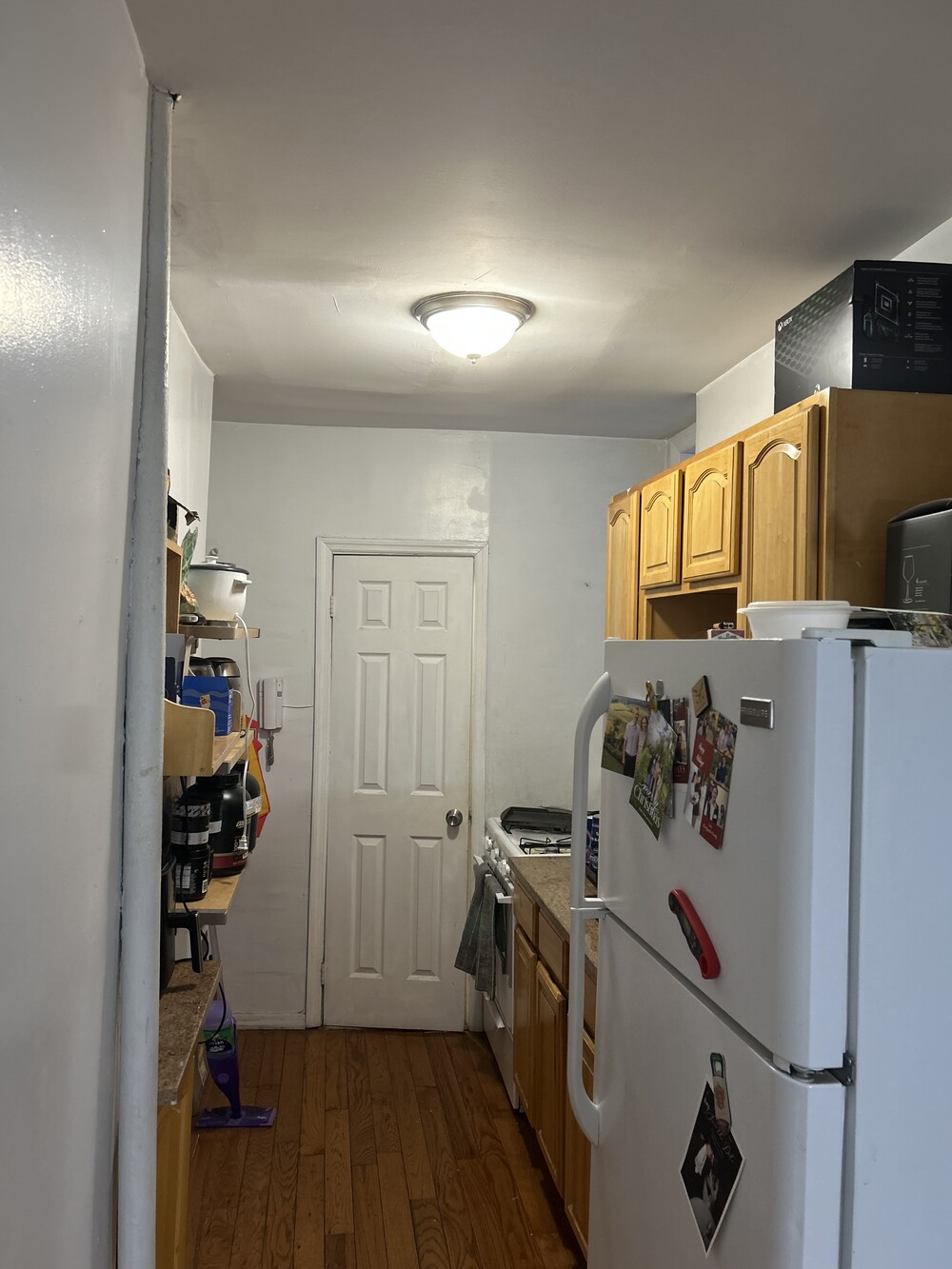 264 E 2ND Street 4