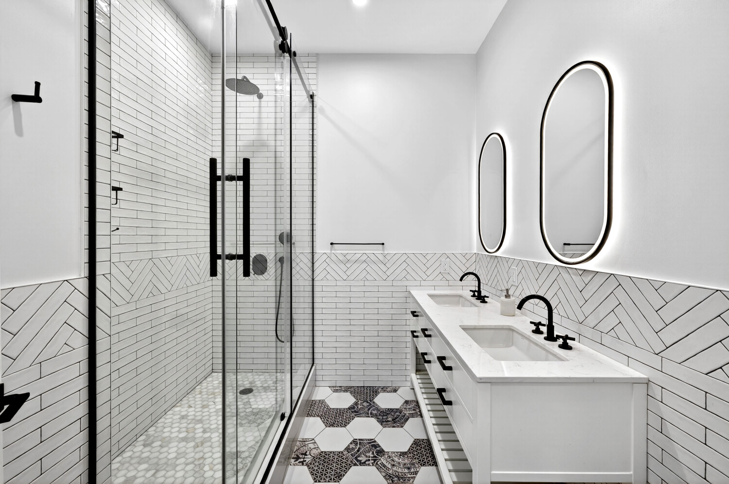 529 W 42ND Street 4F