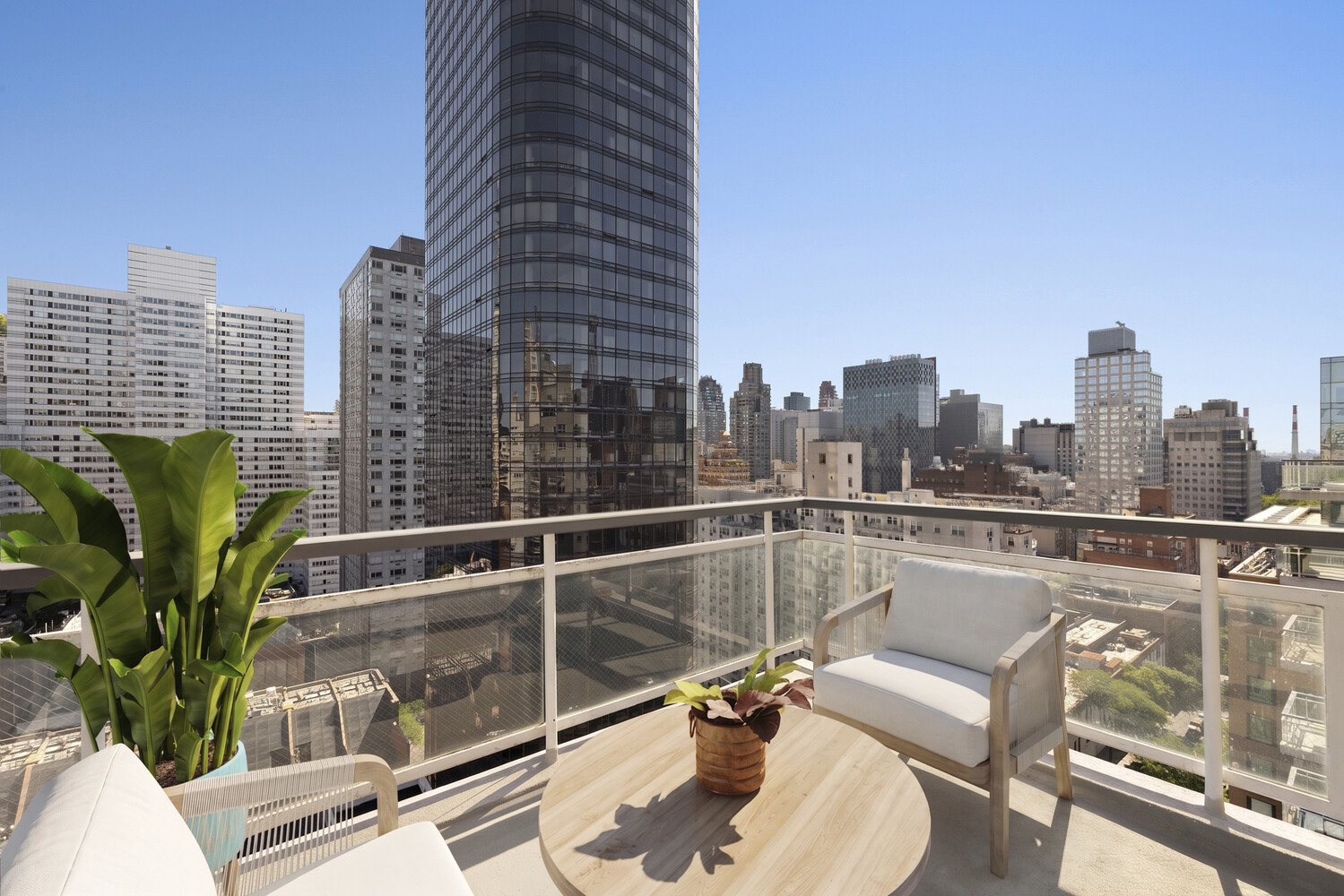 200 E 66TH Street D2005