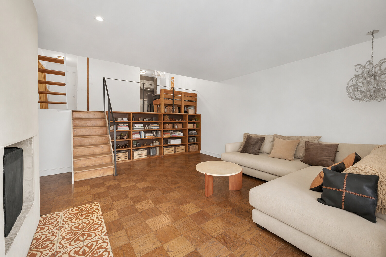 7 E 35TH Street 10F