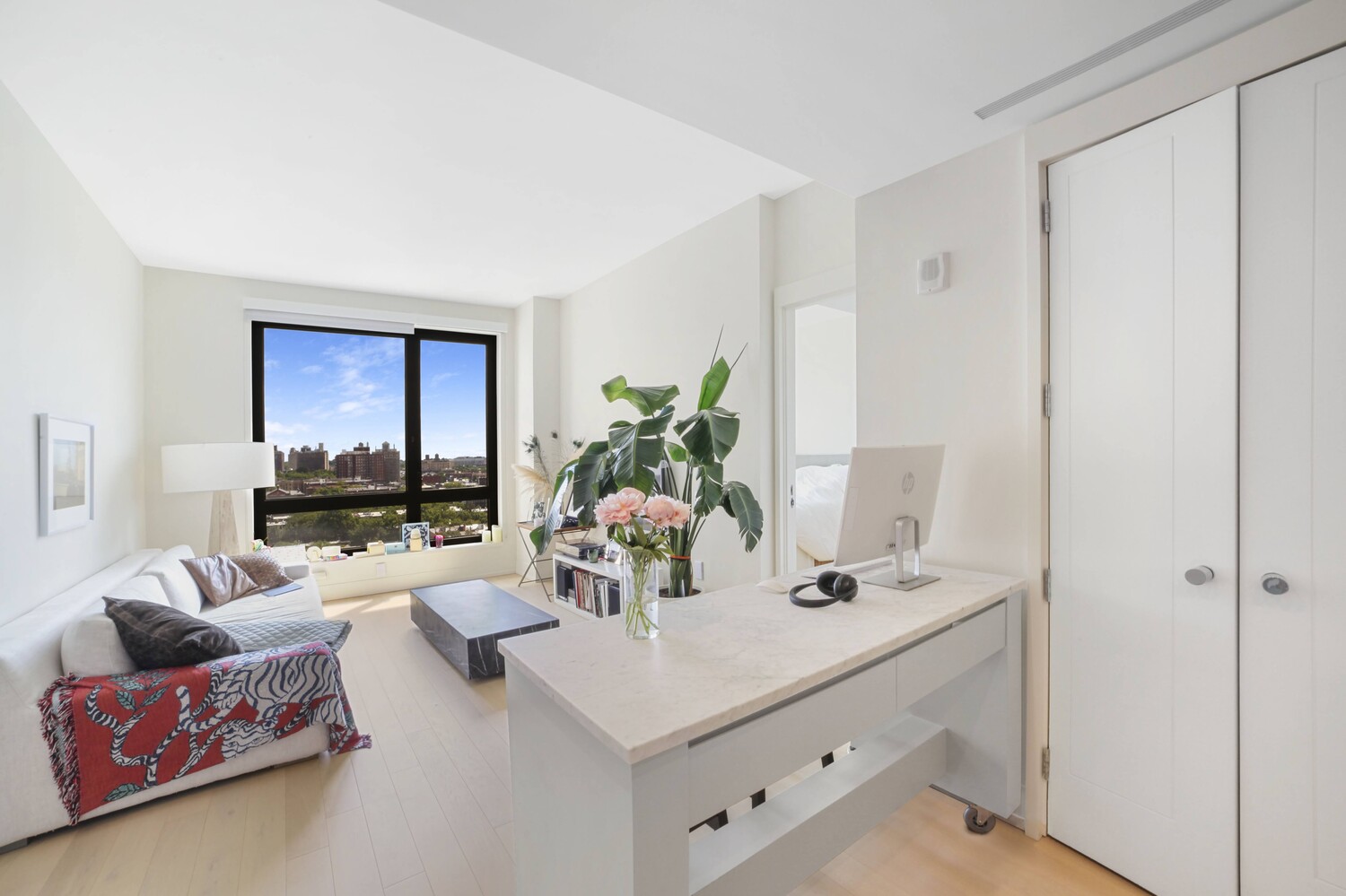 550 VANDERBILT Avenue 1403