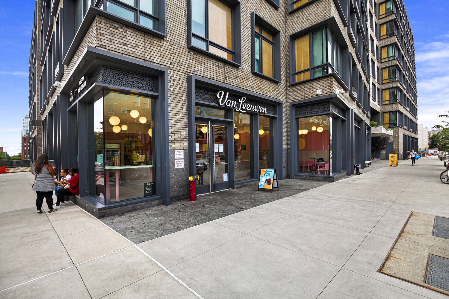 550 VANDERBILT Avenue 1403