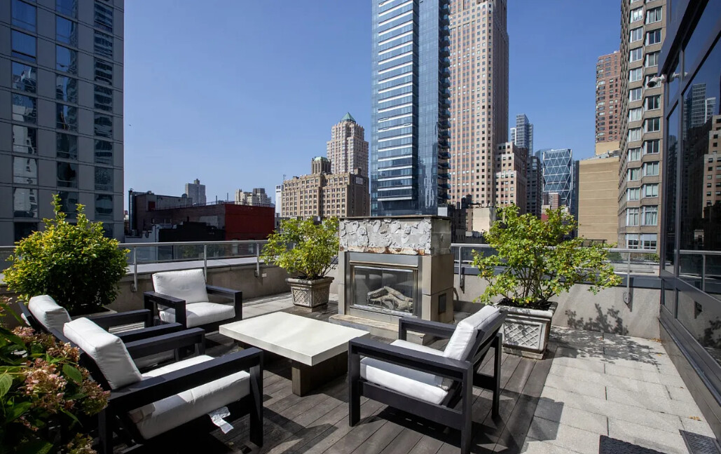 247 W 46TH Street 3103