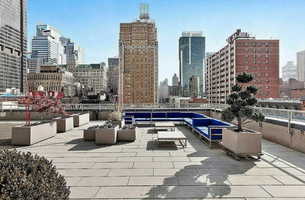 247 W 46TH Street 3103