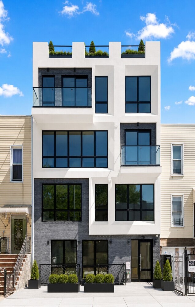 78 HARMAN Street 1B