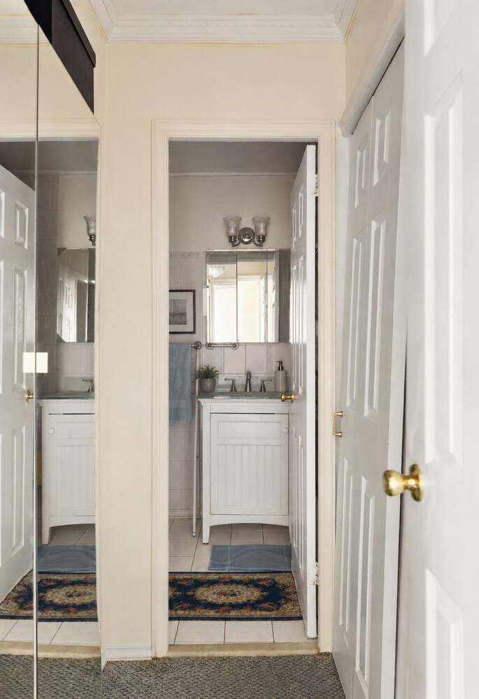 305 E 24TH Street 18K